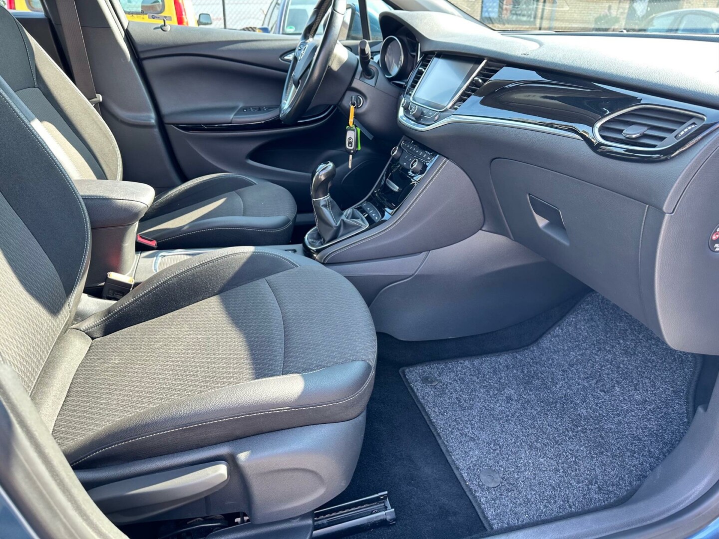 Opel-Astra-12