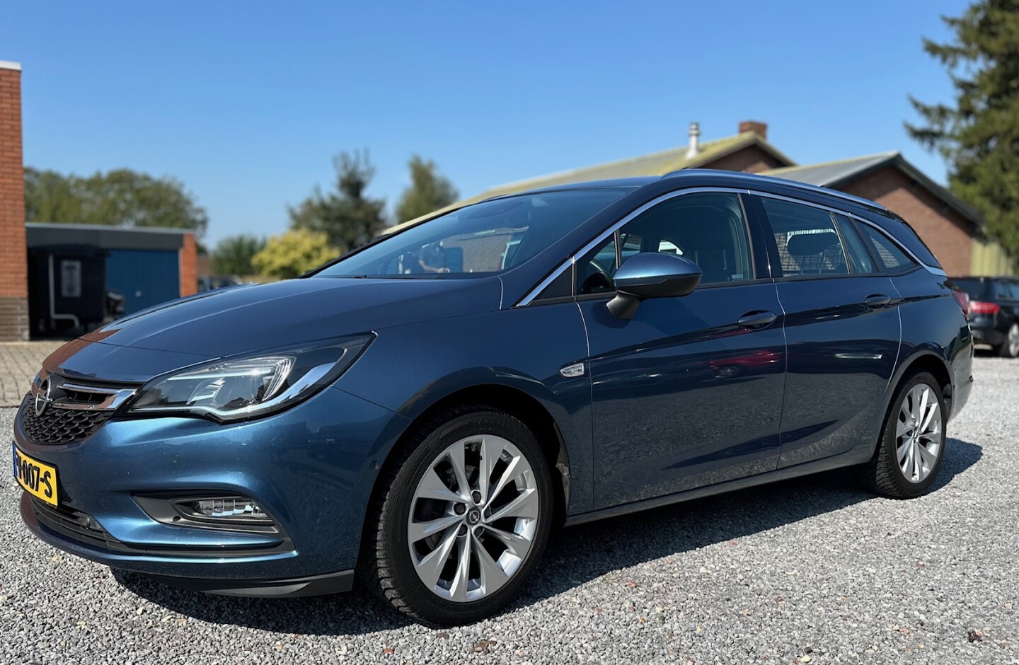 Opel-Astra-2